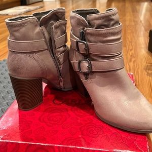 Carlos Santana Rose Pippin ankle boot